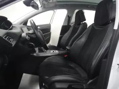 Sell Peugeot 308 2016 - 10900 EUR, 136000 km - AUTO.MOTO.pt