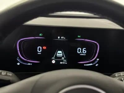 Vendo Kia Sportage 2022 - 23990 EUR, 38151 km - AUTO.MOTO.pt