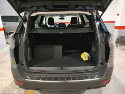 Vendo Peugeot 5008 2021 - 25900 EUR, 107095 km - AUTO.MOTO.pt