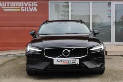 Vendo Volvo V60 2021 - 24990 EUR, 154000 km - AUTO.MOTO.pt