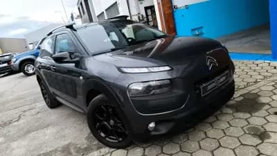 Sell Citroën C4 Cactus 2015 - 10500 EUR, 161000 km - AUTO.MOTO.pt