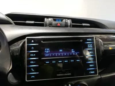 Vendo Toyota Hilux 2019 - 23900 EUR, 223497 km - AUTO.MOTO.pt