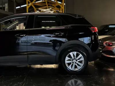 Vendo Peugeot 3008 2021 - 19990 EUR, 107500 km - AUTO.MOTO.pt