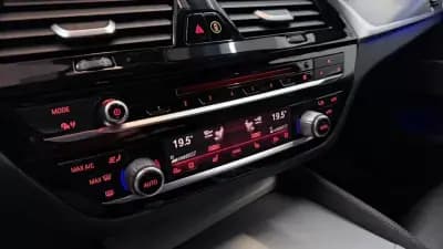 Vendo BMW 620 Gran Turismo 2019 - 37990 EUR, 101623 km - AUTO.MOTO.pt