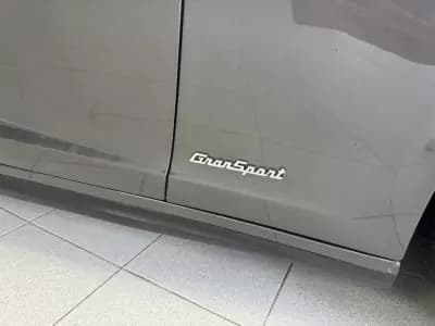 Sell Maserati Ghibli 2014 - 31000 EUR, 226000 km - AUTO.MOTO.pt