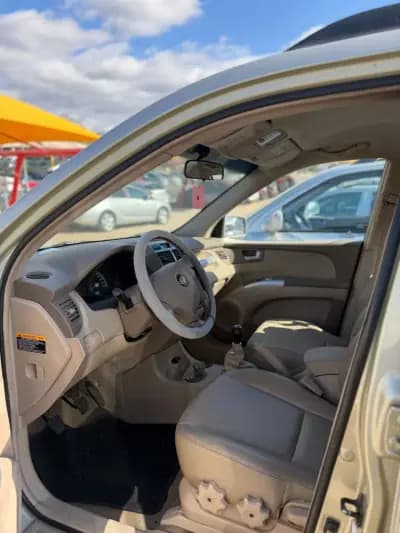 Vendo Kia Sportage 2005 - 8900 EUR, 361540 km - AUTO.MOTO.pt