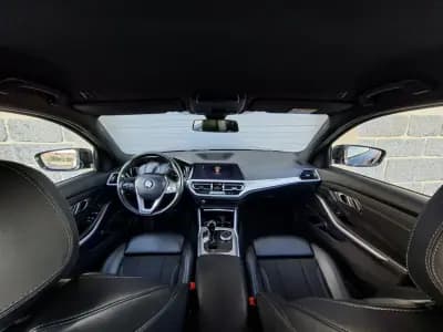 Vendo BMW 318 2019 - 28490 EUR, 74597 km - AUTO.MOTO.pt