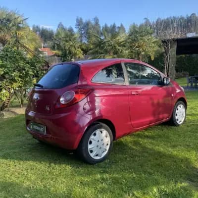 Vendo Ford KA 2013 - 7990 EUR, 129000 km - AUTO.MOTO.pt