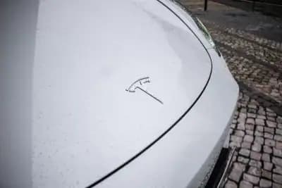 Sell Tesla Model Y 2023 - 37990 EUR, 39034 km - AUTO.MOTO.pt