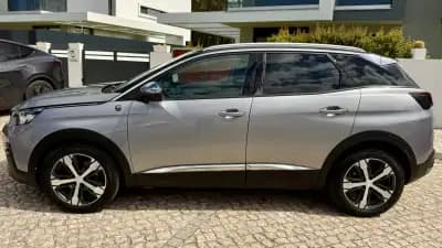 Sell Peugeot 3008 2019 - 17900 EUR, 107577 km - AUTO.MOTO.pt