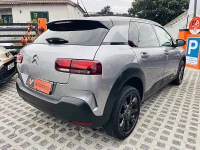 Sell Citroën C4 Cactus 2020 - 12950 EUR, 83540 km - AUTO.MOTO.pt