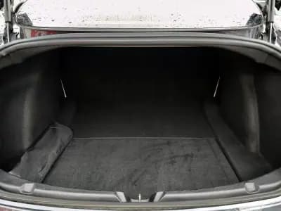 Vendo Tesla Model 3 2020 - 30400 EUR, 105371 km - AUTO.MOTO.pt