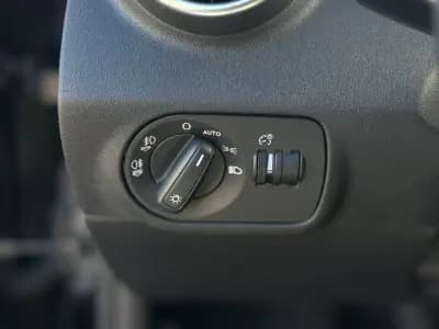 Sell Audi A1 Sportback 2014 - 11500 EUR, 152000 km - AUTO.MOTO.pt