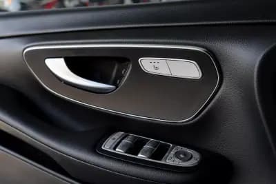 Sell Mercedes-Benz V 250 2022 - 69500 EUR, 56256 km - AUTO.MOTO.pt