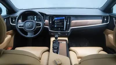Sell Volvo S90 2016 - 24750 EUR, 266000 km - AUTO.MOTO.pt