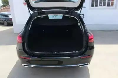 Sell Mercedes-Benz C 200 2024 - 39980 EUR, 19384 km - AUTO.MOTO.pt