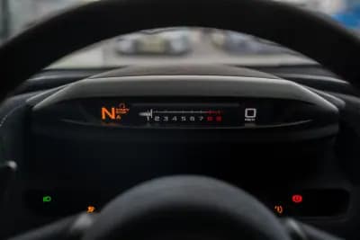 Vendo McLaren 720 2019 - 275000 EUR, 17500 km - AUTO.MOTO.pt