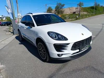Vendo Porsche Macan 2016 - 47500 EUR, 155000 km - AUTO.MOTO.pt