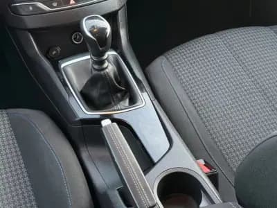 Vendo Peugeot 308 SW 2020 - 12900 EUR, 135154 km - AUTO.MOTO.pt