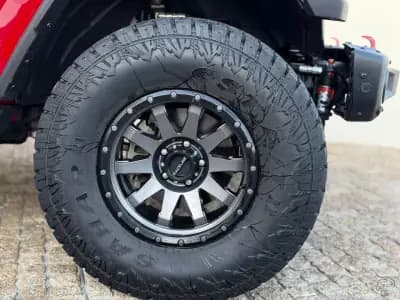 Sell Jeep Gladiator 2021 - 68000 EUR, 63154 km - AUTO.MOTO.pt