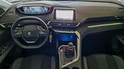 Vendo Peugeot 3008 2020 - 21500 EUR, 90000 km - AUTO.MOTO.pt