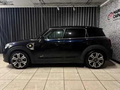 Vendo MINI Countryman 2020 - 27990 EUR, 68000 km - AUTO.MOTO.pt