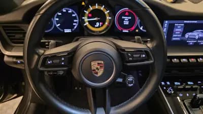 Vendo Porsche 992 2021 - 159500 EUR, 69488 km - AUTO.MOTO.pt