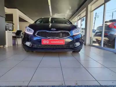 Vendo Kia Ceed SW 2015 - 8990 EUR, 144200 km - AUTO.MOTO.pt