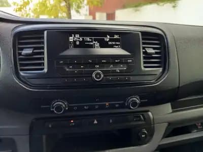 Sell Citroën Jumpy 2018 - 13900 EUR, 151160 km - AUTO.MOTO.pt