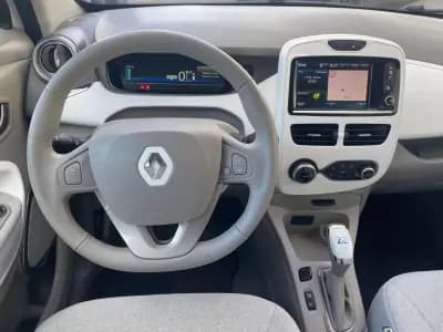 Sell Renault Zoe 2018 - 12500 EUR, 51000 km - AUTO.MOTO.pt