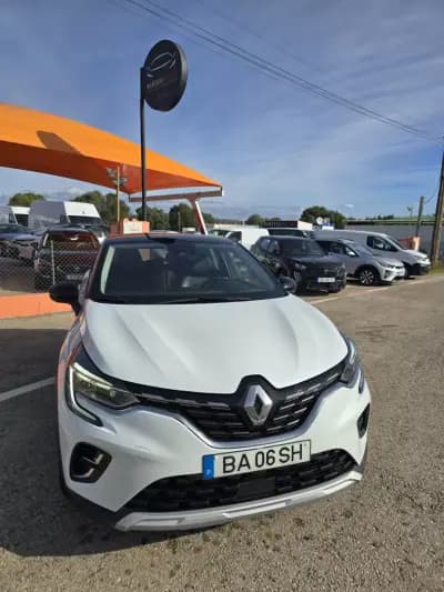Vendo Renault Captur 2022 - 16950 EUR, 85537 km - AUTO.MOTO.pt