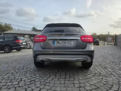 Vendo Mercedes-Benz GLA 200 2014 - 20790 EUR, 117000 km - AUTO.MOTO.pt