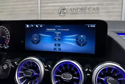 Vendo Mercedes-Benz GLA 250 2024 - 40950 EUR, 31091 km - AUTO.MOTO.pt