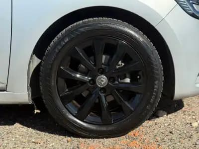 Vendo Renault Clio 2020 - 13480 EUR, 93000 km - AUTO.MOTO.pt