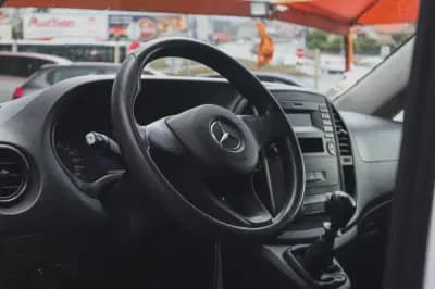 Vendo Mercedes-Benz 2019 - 24880 EUR, 138000 km - AUTO.MOTO.pt