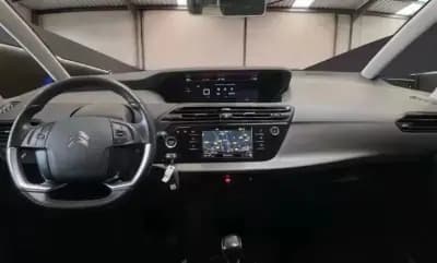 Sell Citroën C4 Spacetourer 2022 - 12990 EUR, 103300 km - AUTO.MOTO.pt