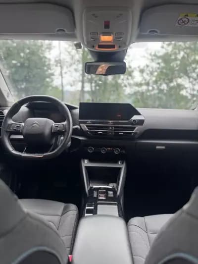 Vendo Citroën C4 2023 - 21500 EUR, 141295 km - AUTO.MOTO.pt