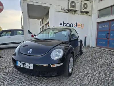 Vendo Volkswagen New Beetle Cabriolet 2010 - 9950 EUR, 117000 km - AUTO.MOTO.pt