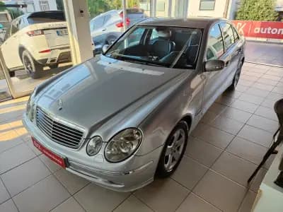 Vendo Mercedes-Benz E 220 2003 - 5500 EUR, 500000 km - AUTO.MOTO.pt