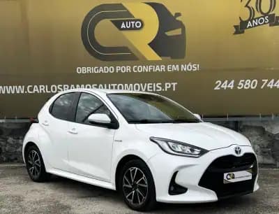 Sell Toyota Yaris 2021 - 21400 EUR, 91340 km - AUTO.MOTO.pt