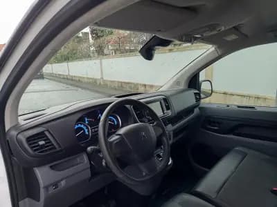 Sell Peugeot e-Expert 2021 - 17990 EUR, 38300 km - AUTO.MOTO.pt