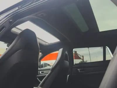 Sell Porsche Panamera Sport Turismo 2019 - 69880 EUR, 97640 km - AUTO.MOTO.pt