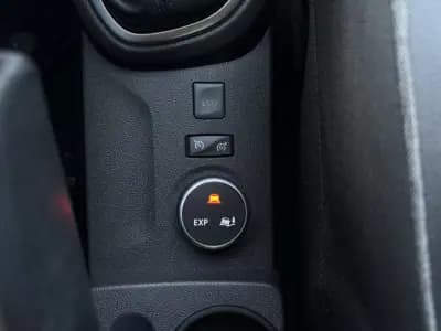 Vendo Renault Captur 2018 - 14500 EUR, 48000 km - AUTO.MOTO.pt