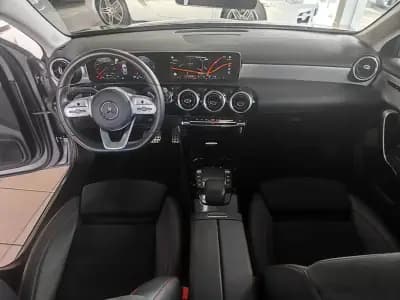 Vendo Mercedes-Benz A 220 Limousine 2020 - 30900 EUR, 30000 km - AUTO.MOTO.pt