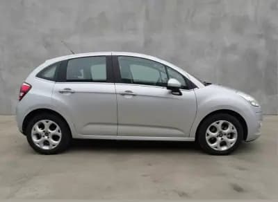 Vendo Citroën C3 2015 - 9990 EUR, 112000 km - AUTO.MOTO.pt