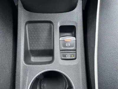 Vendo Renault Captur 2021 - 14950 EUR, 119000 km - AUTO.MOTO.pt