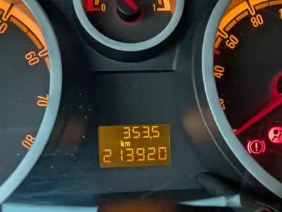 Vendo Opel Corsa 2007 - 2350 EUR, 213920 km - AUTO.MOTO.pt