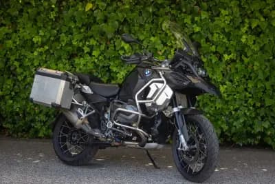Sell BMW R 1200 GS Adventure Triple Black 2023 - 20900 EUR, 41220 km - AUTO.MOTO.pt