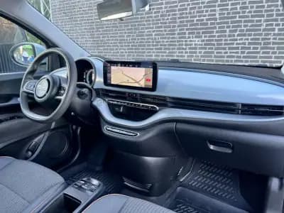 Vendo Fiat 500e 2021 - 15250 EUR, 74000 km - AUTO.MOTO.pt