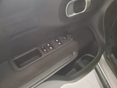 Sell Citroën C3 Aircross 2022 - 15299 EUR, 121000 km - AUTO.MOTO.pt